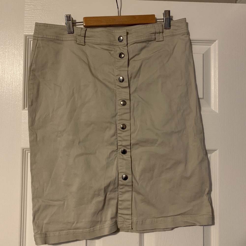 Khaki skirt